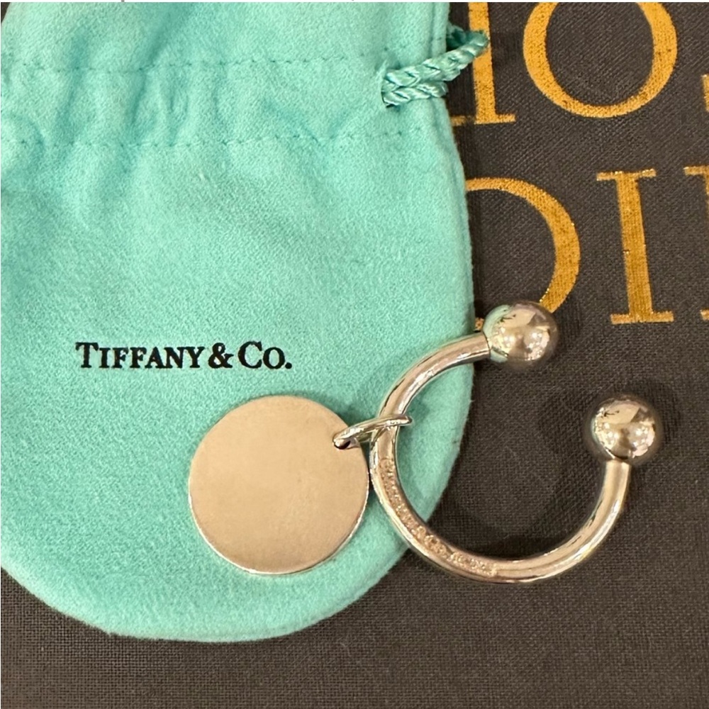 Tiffany And Co Vintage Sterling Silver Horseshoe Keyring And Circle Tag - Picture 2 of 8